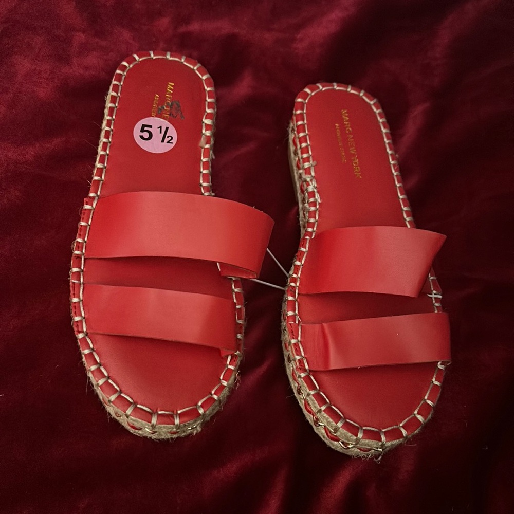 Marc New York Andrew Marc sandals